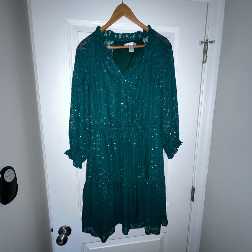London times size 8 green and gold dress